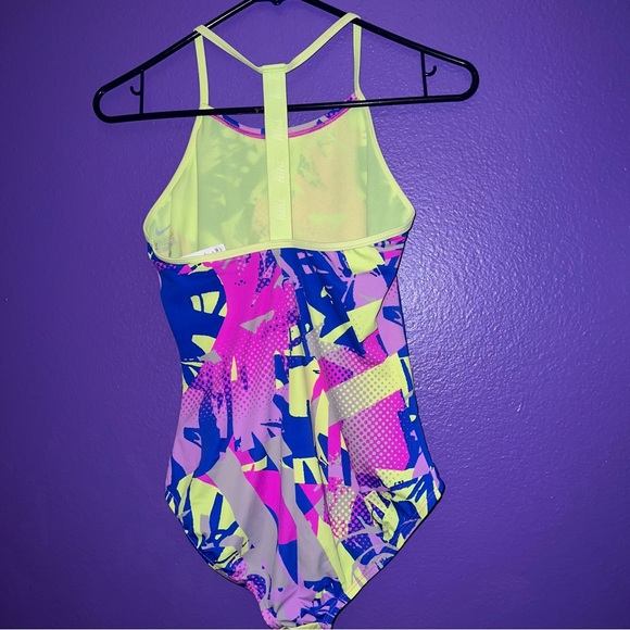 Nike Girl's Drift Graffiti T-Back Swimsuit Fuchsia Blast, 16 - Picture 7 of 10